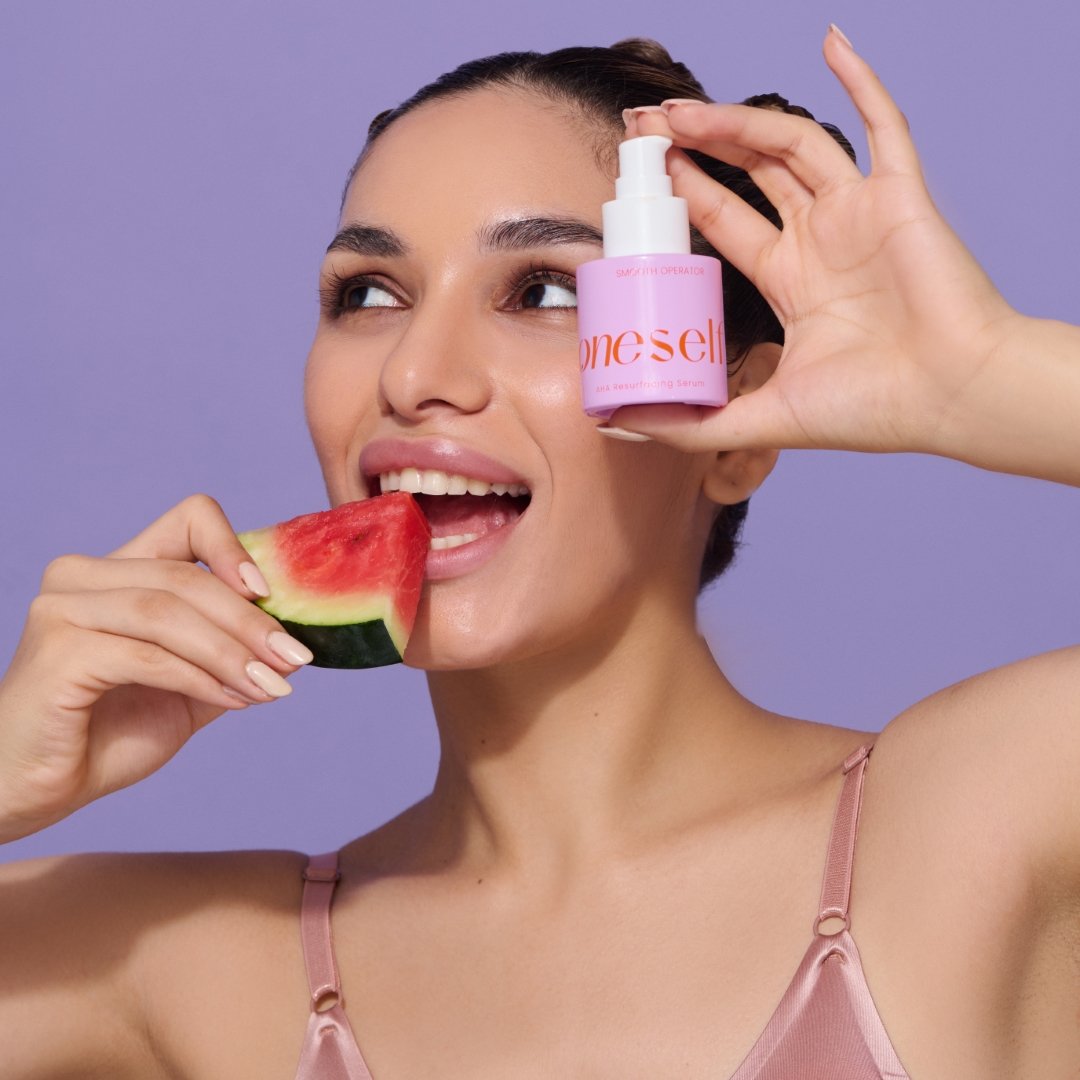 
PREP THE CANVAS

STEP&nbsp;01:&nbsp;CLEANSE

Begin with a gentle, non-stripping cleanser. Wash with lukewarm water to sweep away oil and surface debris, leaving the acid mantle perfectly clean, balanced, and ready to absorb active treatment layers.